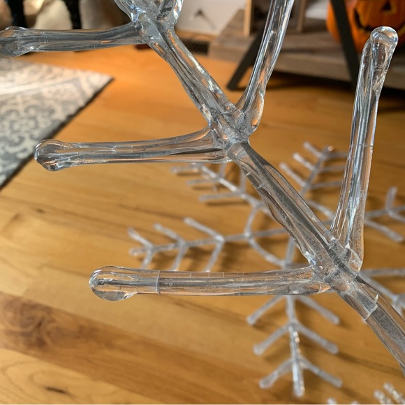 Bundle of 6 LARGE hanging decorative snowflakes - Picture 10 of 12